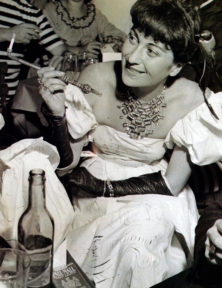 Lina Bo Bardi La Casa de Vidro and Jewelry Design