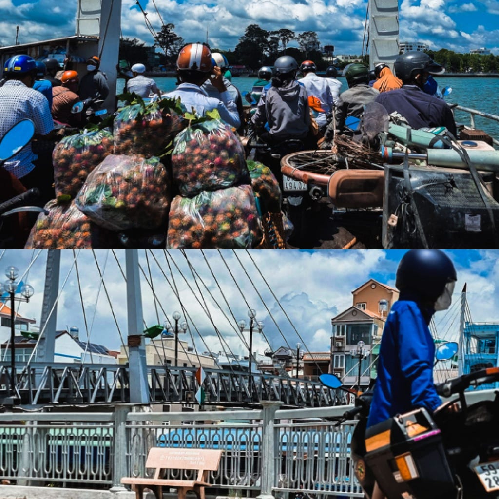 Phà chở chôm chôm Phà chở chôm chôm