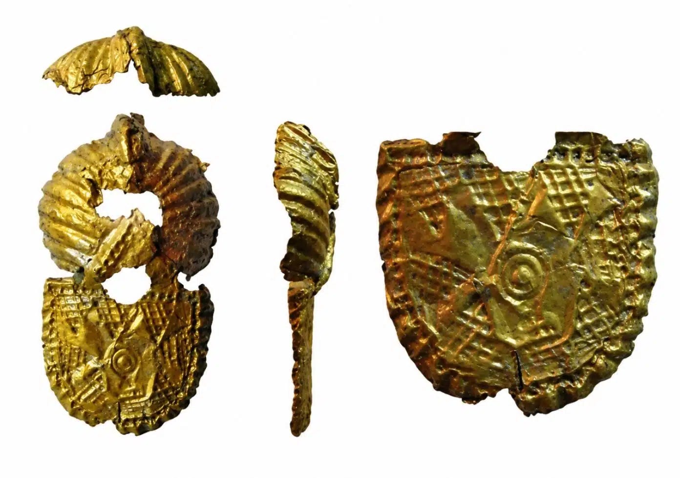 Gold shoe buckle casings from a Kazakhstan burial. Credit: A.E. Astafyev / CC BY 4.0