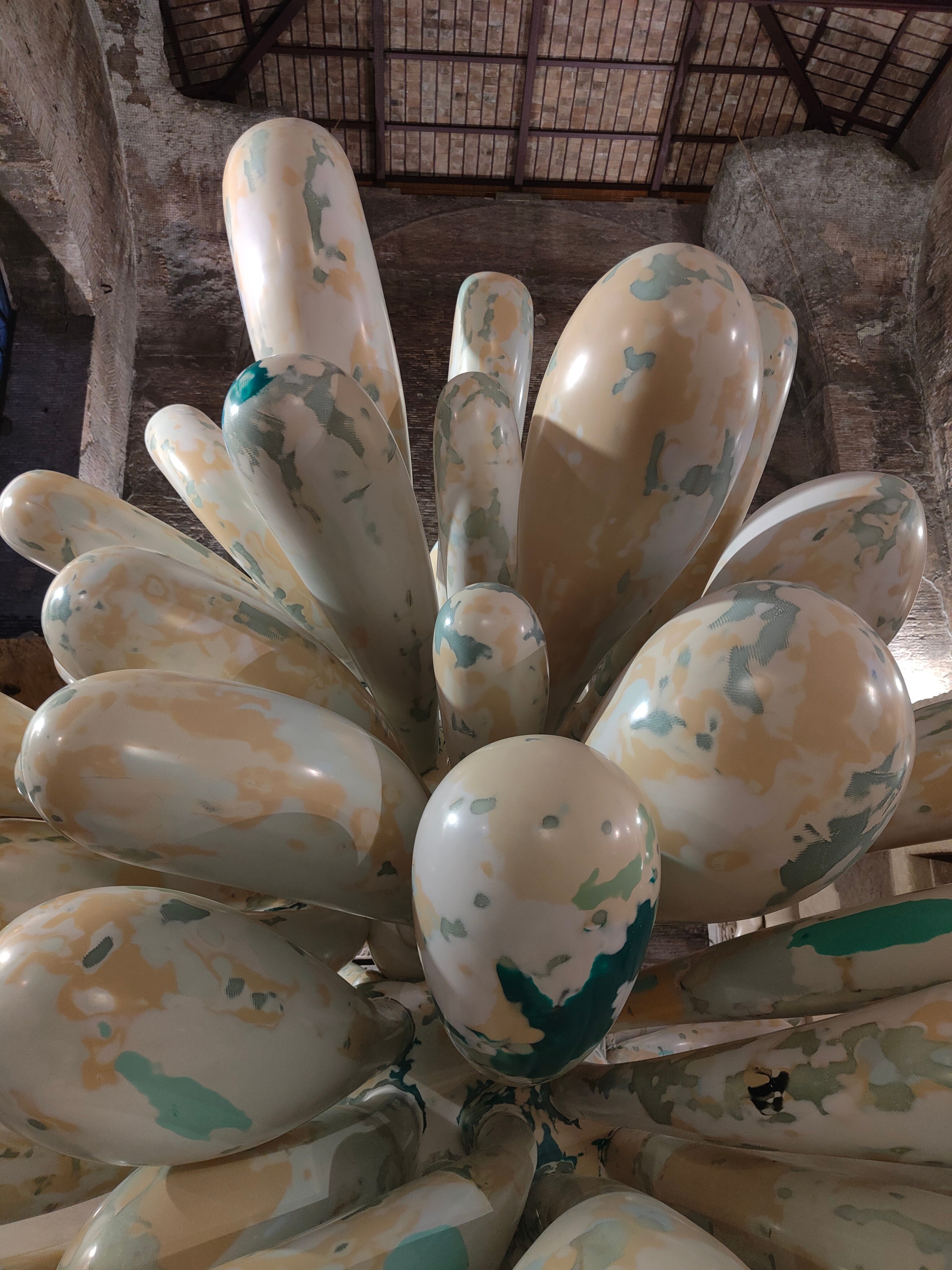 Art Snap-shot: Tony Cragg takes a deep dive into the Diocletian Baths.