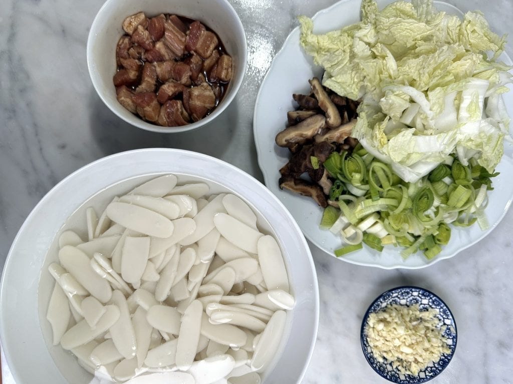 Stir Fried Hokkien Pek Keh rice cakes - ingredients
