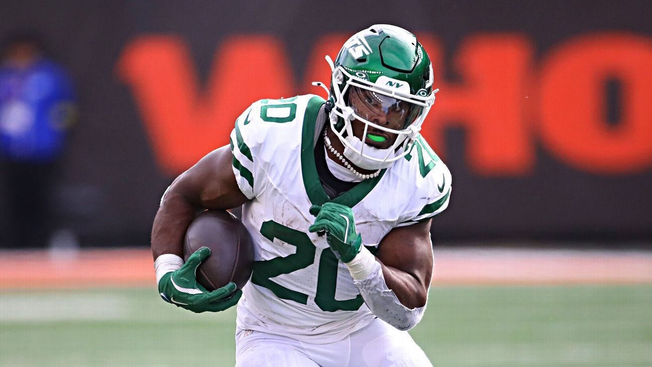 Trade deadline call: Can Jets afford to let Breece Hall walk? - ESPN