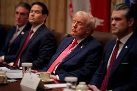 During Cabinet meeting, Trump appears ...