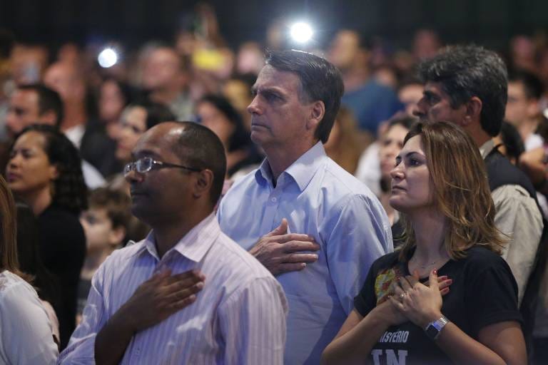 Apoio evangélico em 2022 indica Bolsonaro na ponta e entraves a Doria, Huck  e PT - 26/02/2021 - Poder - Folha