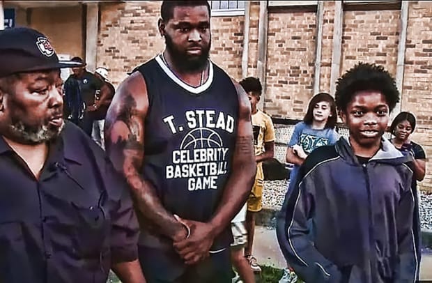 HBCU Legend, NFL Star Terron Armstead Gifts Family and Teen Who 'Walked 6  Miles To His Graduation' - HBCU Legends