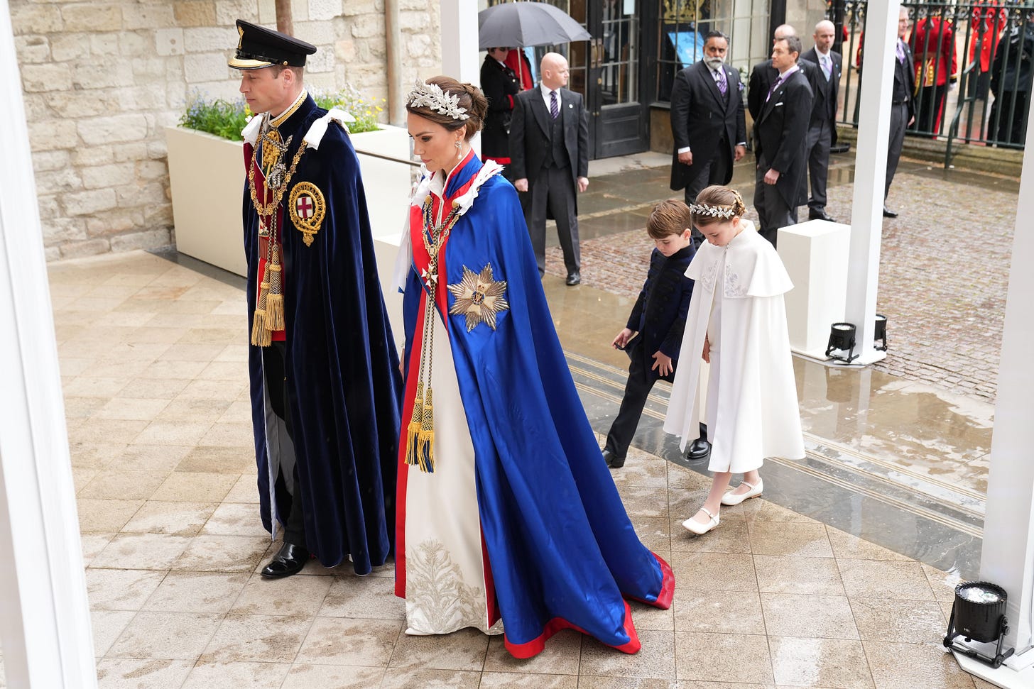 kate middleton at king charles coronation with princess charlotte