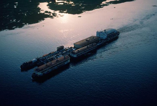 Navigating the Congo River: Ancient Towns, Societies and Trade in ...
