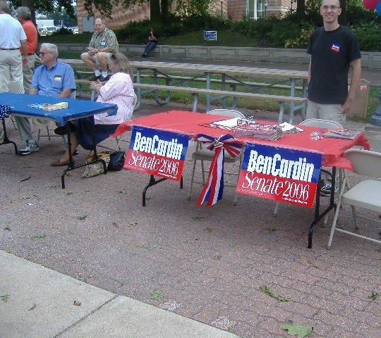 A nice setup for the Senate hopeful. A nice setup for the Senate hopeful.