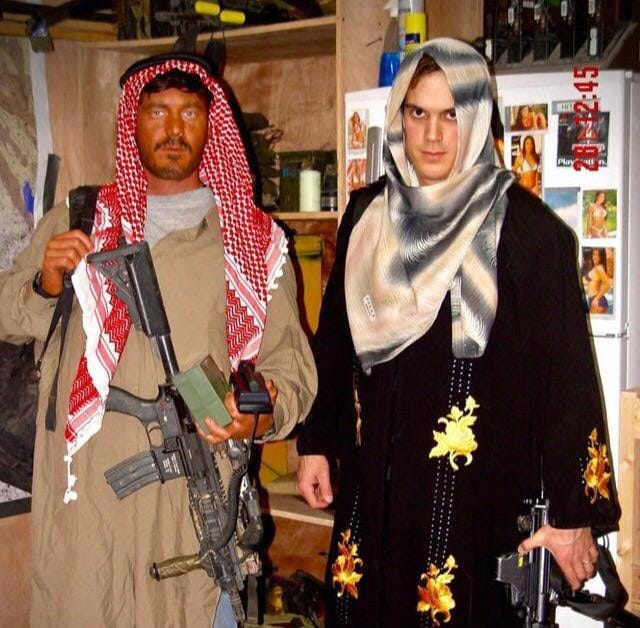 r/MilitaryPorn - Delta force c squadron operator Chris VanSant and a teammate during special operations in Iraq [1080x1095]