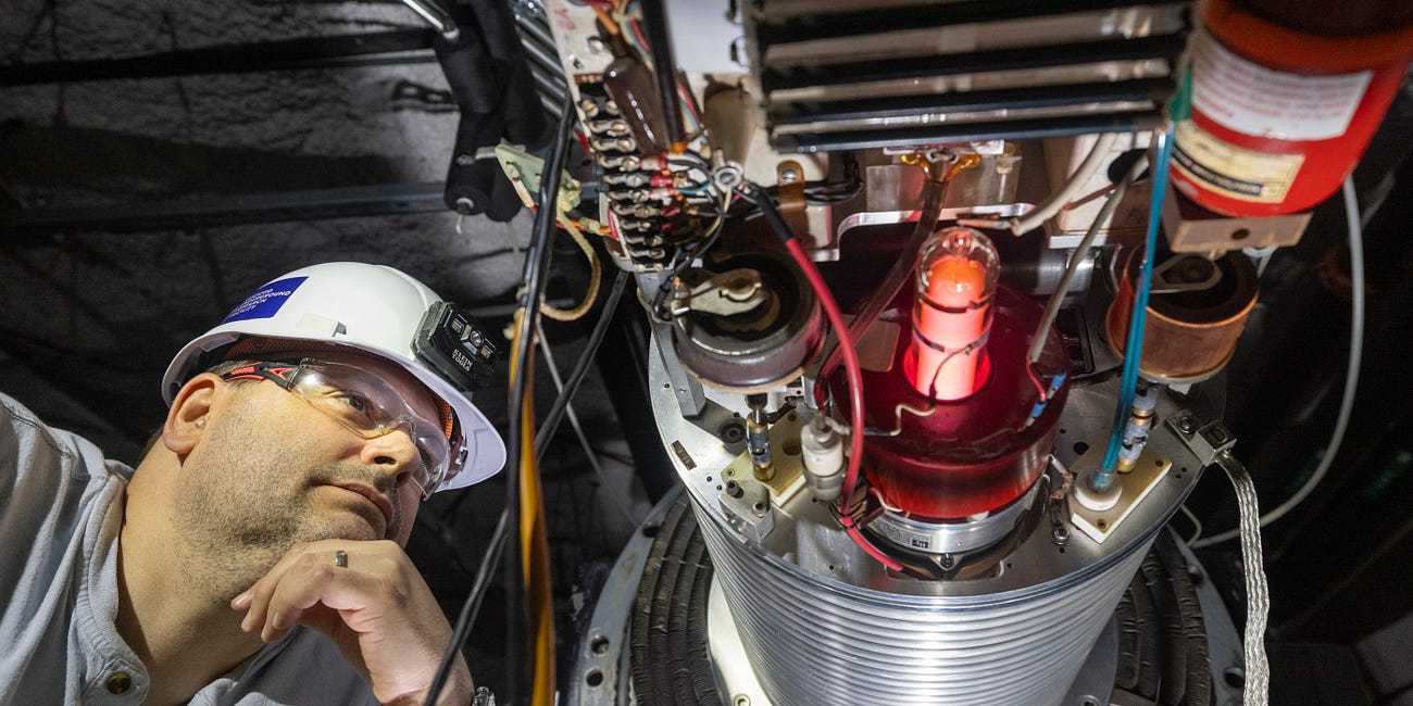 Black Hills researchers resume mile-deep, star-making experiments