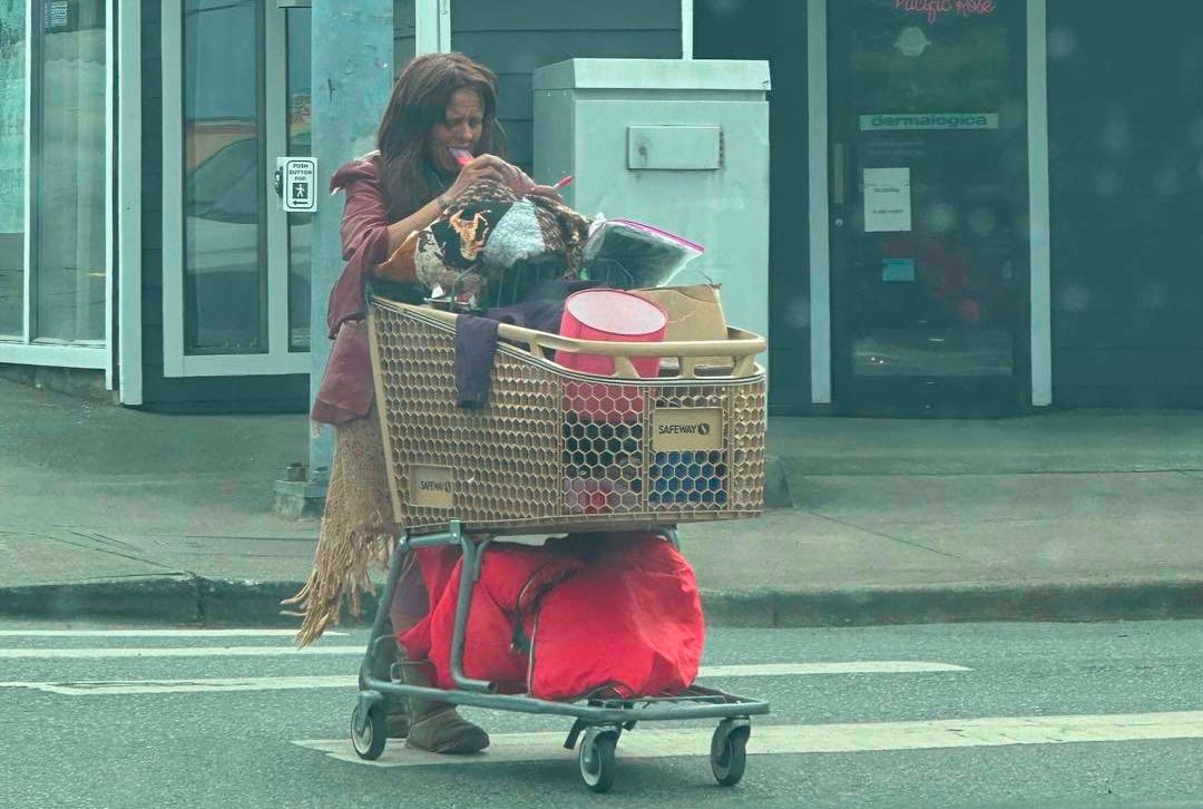 No photo description available.