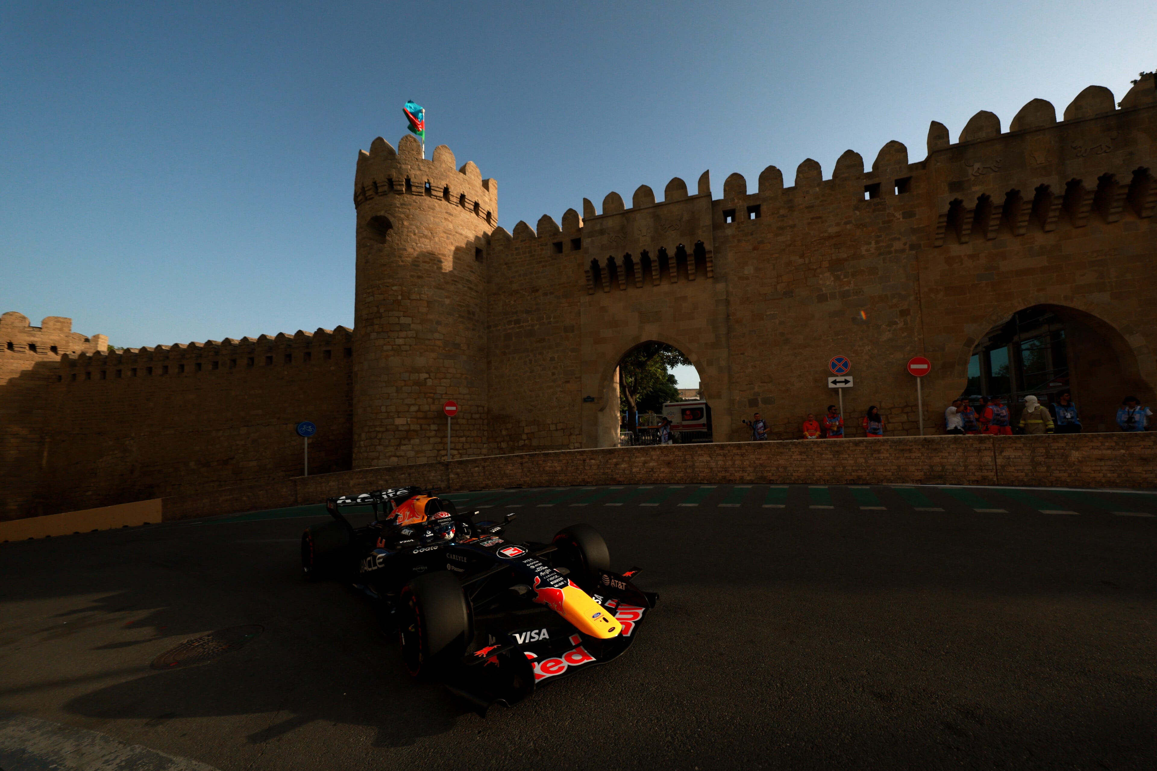Red Bull revamp the RB22 in Azerbaijan