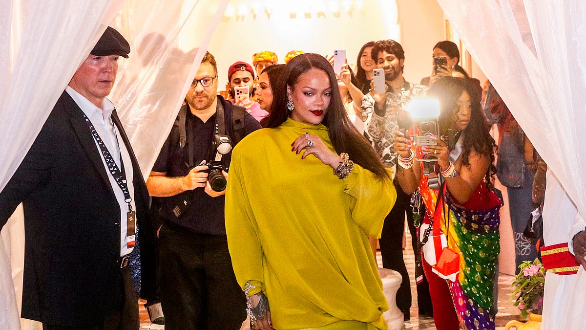 Rihannas Parfüm, ein bisschen Mix, ein bisschen Spritzer