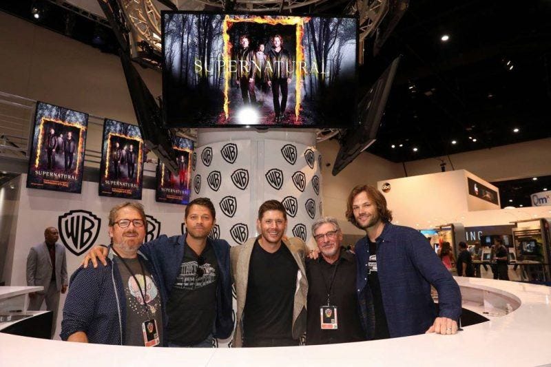 Supernatural Jared Padalecki Jensen Ackles Comic Con 2017 1100x733-005 Supernatural Jared Padalecki Jensen Ackles Comic Con 2017 1100x733-005
