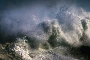 A new study has assessed whether long-term global changes in waves and storm surges have impacted global coastlines.