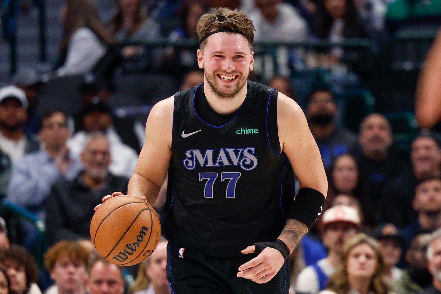 Led by Headband Luka's historic night, Mavericks obliterate undermanned Jazz