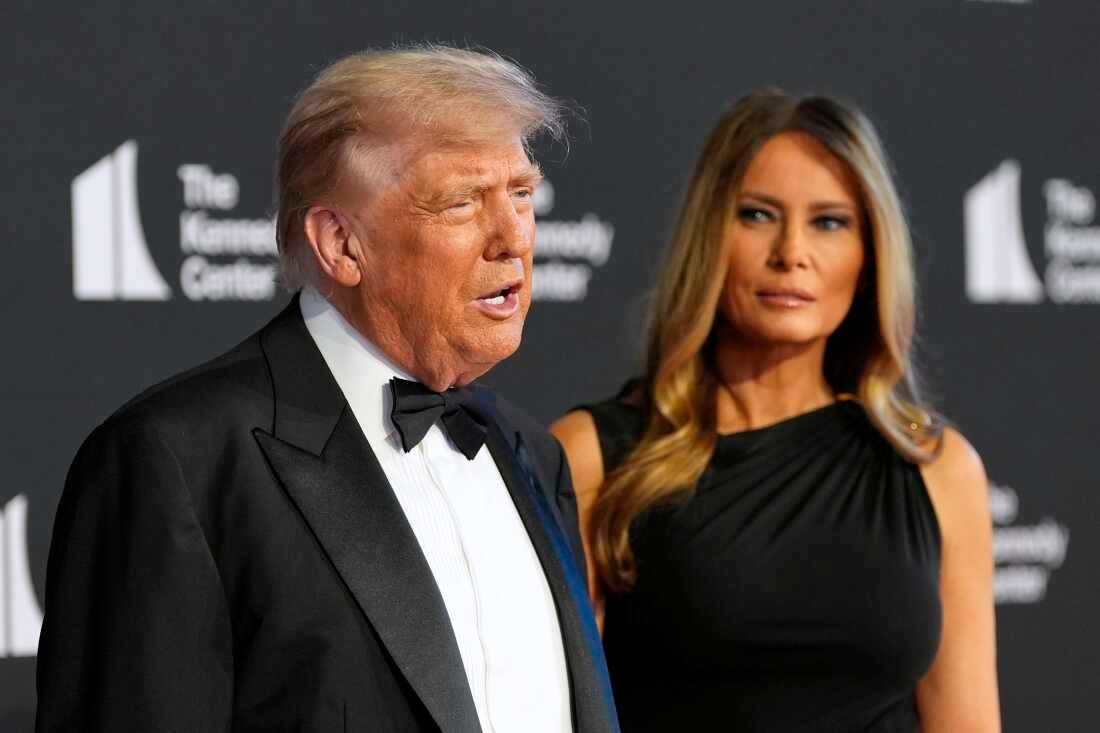 Trump attends 'Les Misérables' at the Kennedy Center, drawing boos and  cheers : NPR
