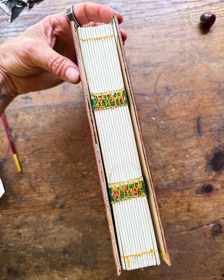 Bookbinding Vintage style, vintage textiles, flowers