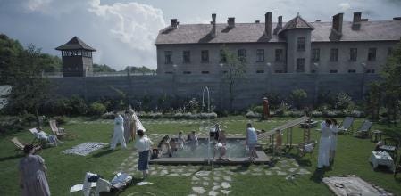 La zona de interés' (), fuera de Auschwitz, dentro del horror, y otros  estrenos de la semana