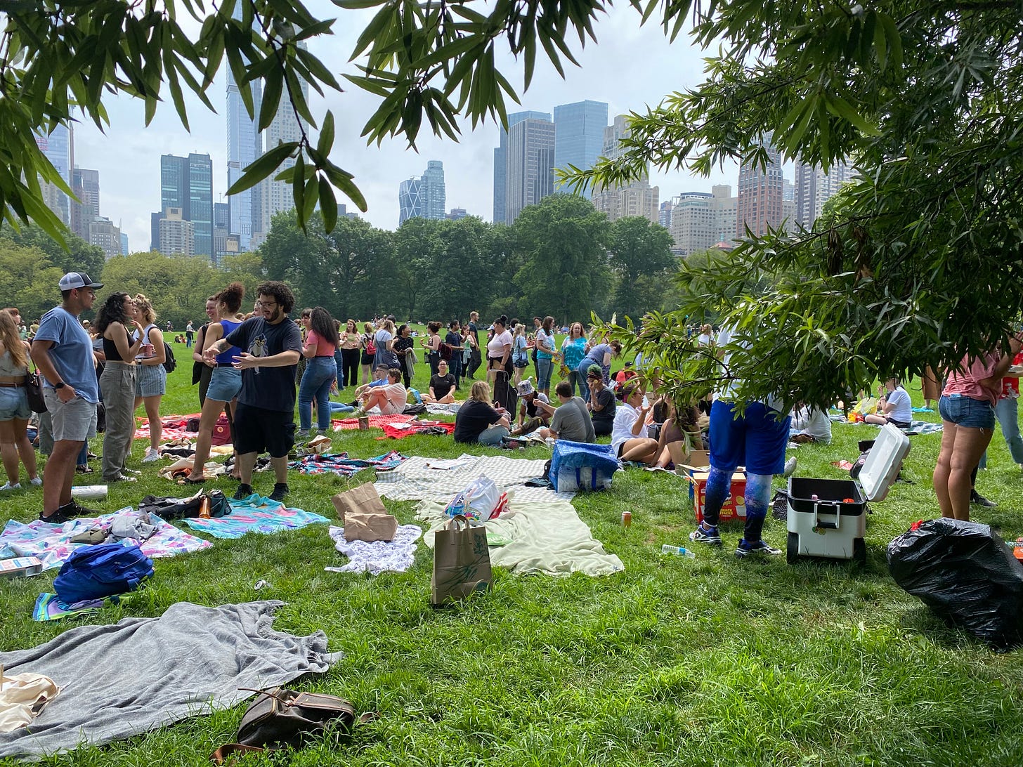 Marissa Meizz meet-up in Central Park on July 11