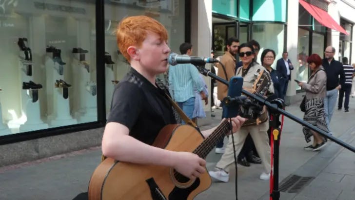 Fionn Whelan covering Pompeii