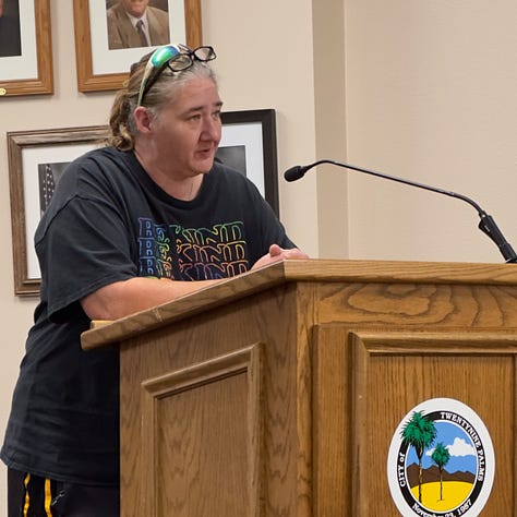 Alice Lawson, Jen DeFalco and Lieutenant Al Huff issues facing the unhoused in Twentynine Palms. (Photos: Cindy Bernard)