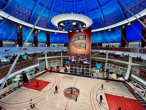 display, cars, exhibits, museums