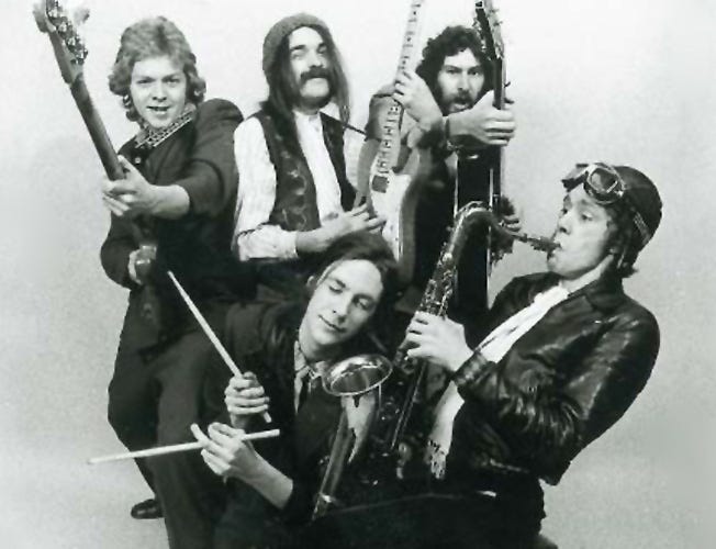 The Last Music Company - Chilli Willi and The Red Hot Peppers - Pub Rock Pioneers