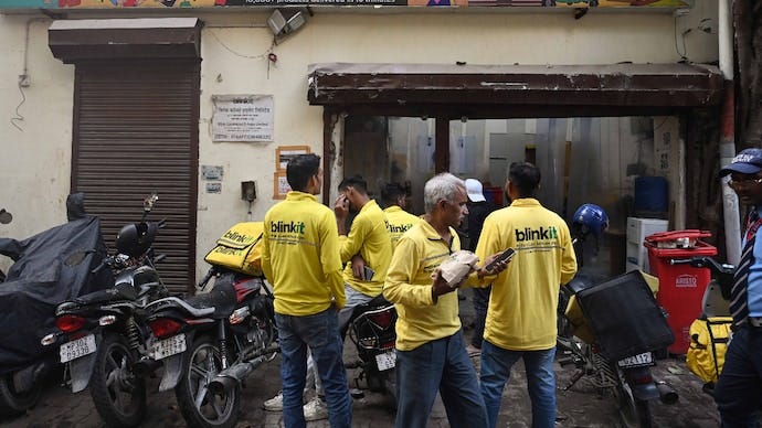 Blinkit worker horrific experience in dark store earns him just Rs 89 and  trauma - India Today