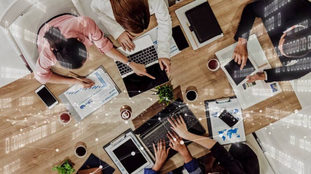 Imaginative visual of business people and financial firms staff Imaginative visual of business people and financial firms staff . Concept of human resources , enterprise resource planning ERP and digital technology . social media marketing team stock pictures, royalty-free photos & images