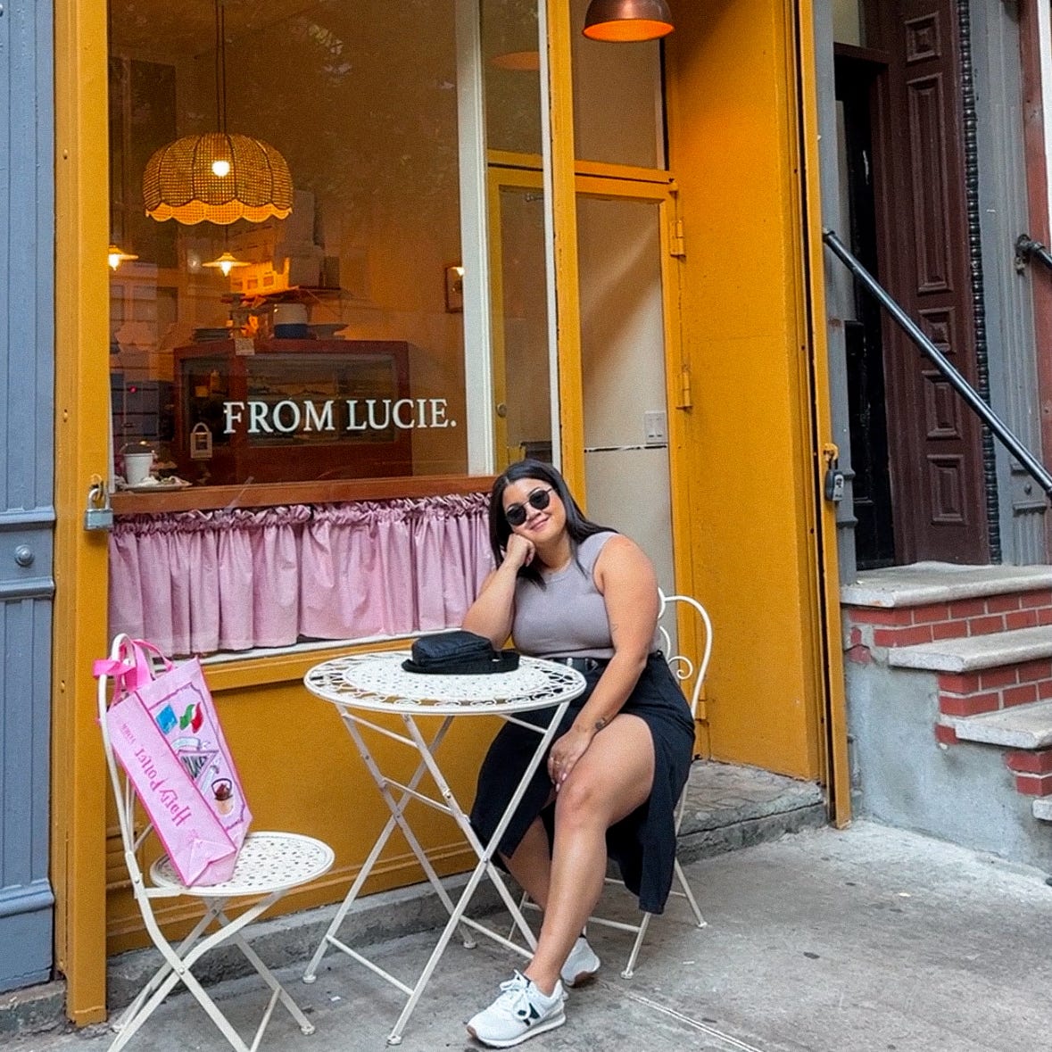 a girl who likes things