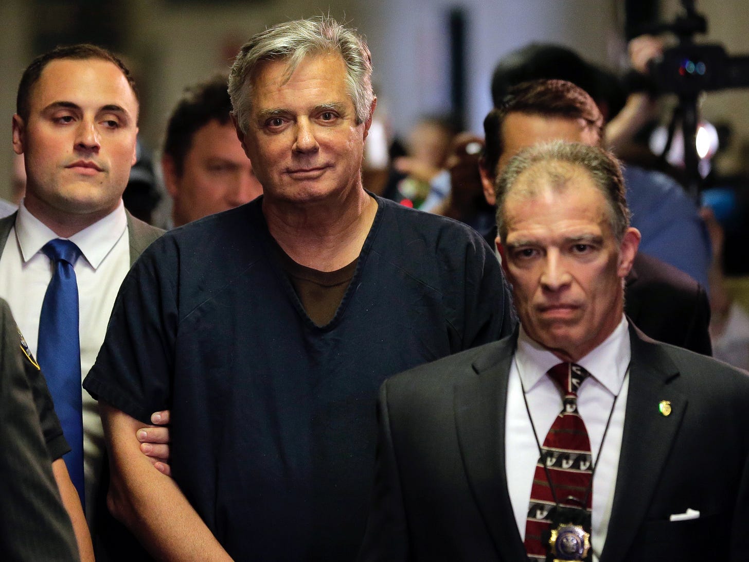 Paul Manafort Released From Prison Early Due To Coronavirus ...