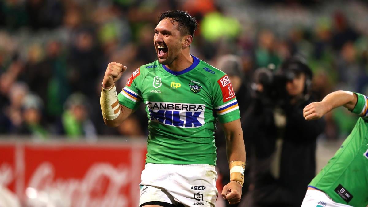 Jordan Rapana and the line. – The Sportress