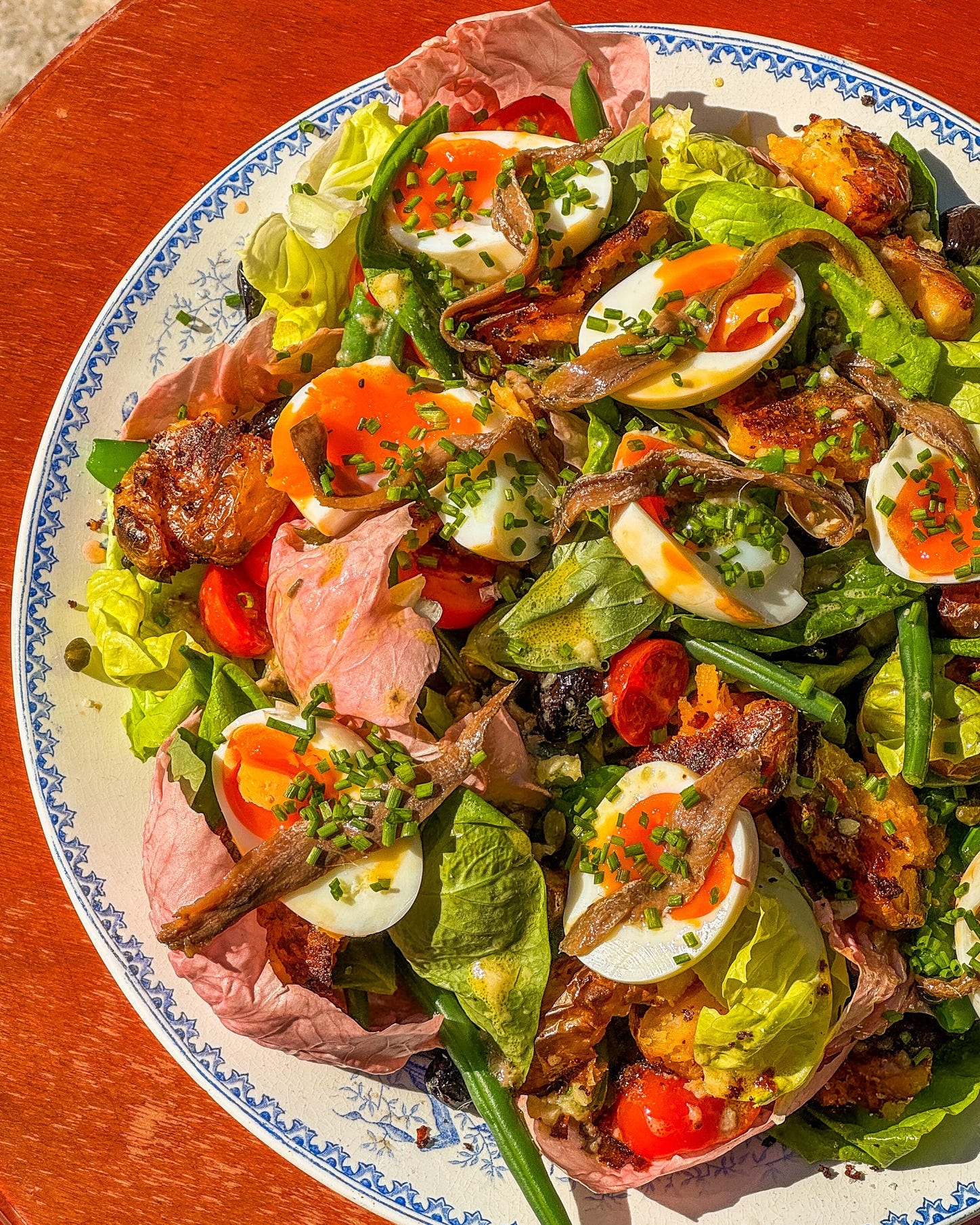 NO-NIÇOISE SALAD WITH ANCHOVY TOAST