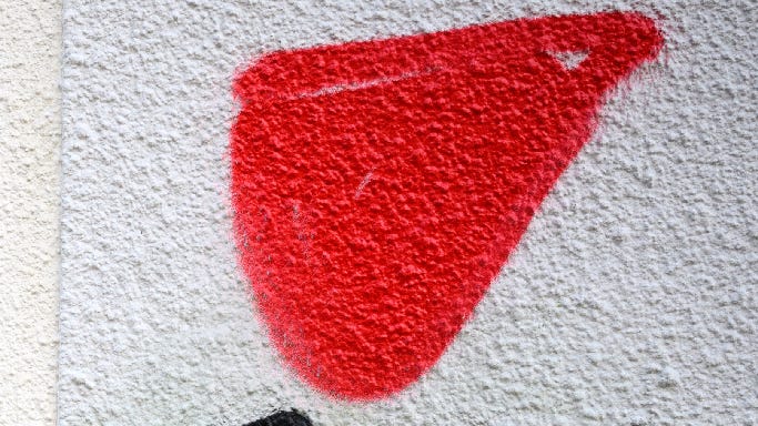 Hamas triangle on a house wall in Berlin
