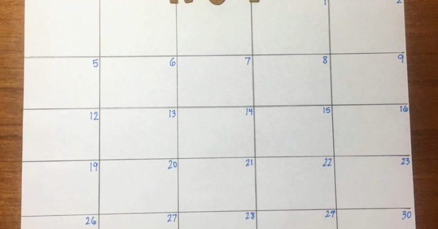 Make a quick DIY work planner calendar! Here's a step by step, easy to use guide. Enjoy a new DIY calendar in under 10 minutes! #work #5day #week