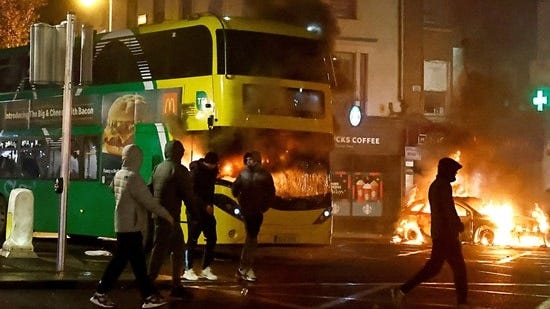 Riots erupt in Ireland's capital Dublin following knife attack on children  | World News - Hindustan Times Riots erupt in Ireland's capital Dublin following knife attack on children  | World News - Hindustan Times