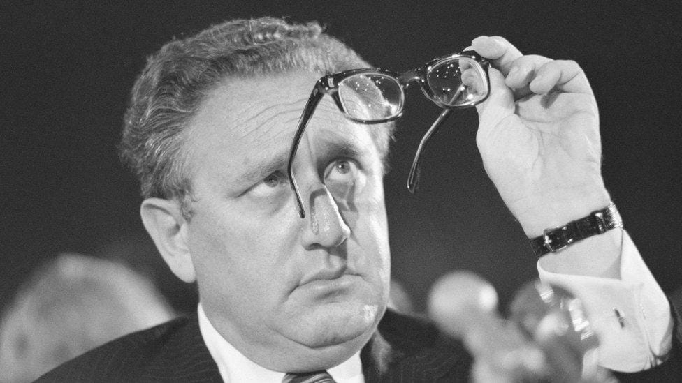 Henry Kissinger: Divisive diplomat who shaped world affairs - BBC News