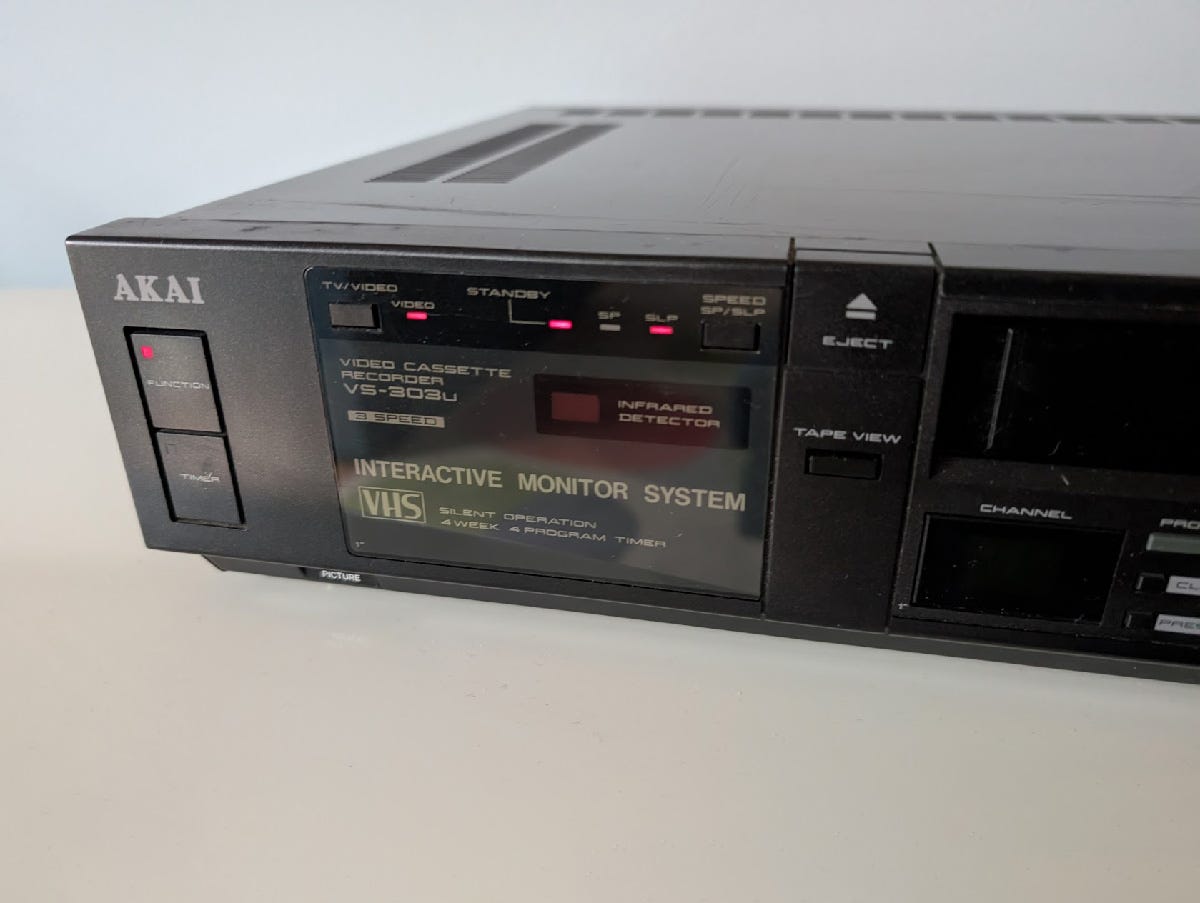 The AKAI VS-303U VCR - The Retroist