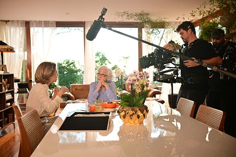 elementos da cenografia de Feito de Fernandas, especial de fim de ano da Rede Globo