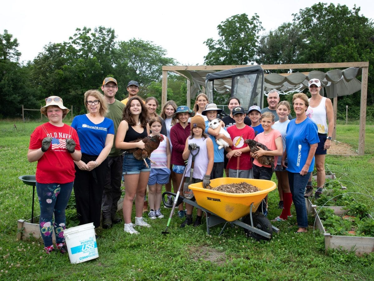 BankNewport supports STEAM education by providing sunshade for outdoor classroom at Portsmouth AgInnovation Farm