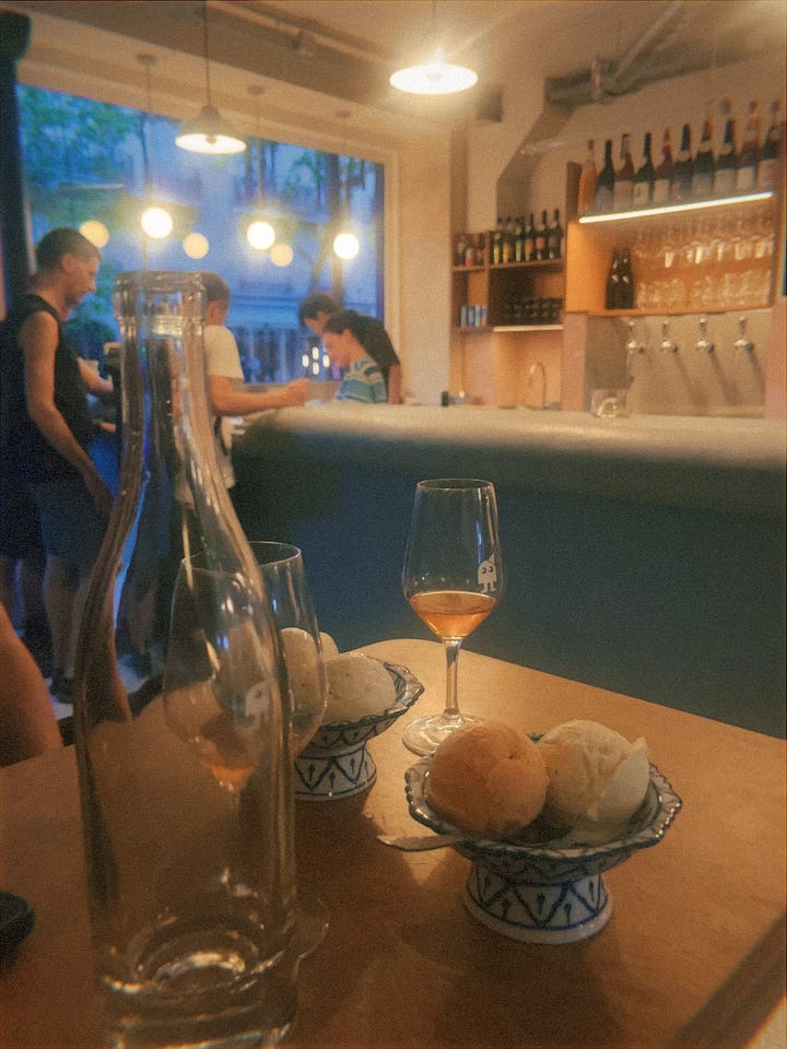 Paris restaurants.