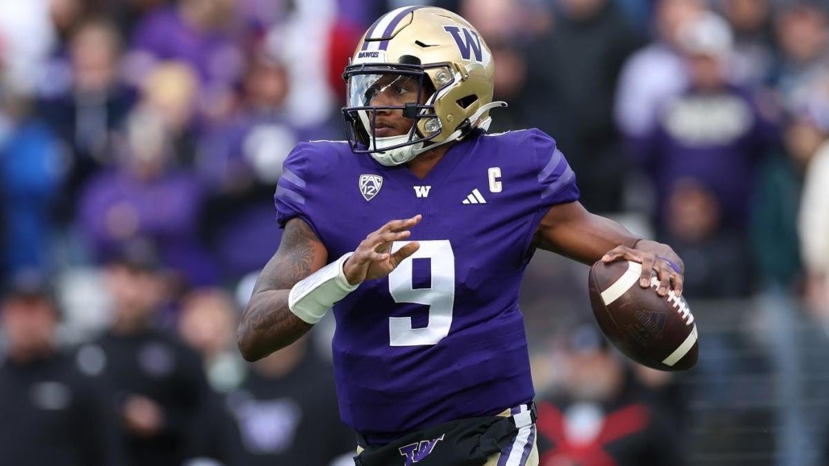 2024 NFL Mock Draft: Raiders trade up for Michael Penix Jr.; Chargers land  two pass catchers - CBSSports.com