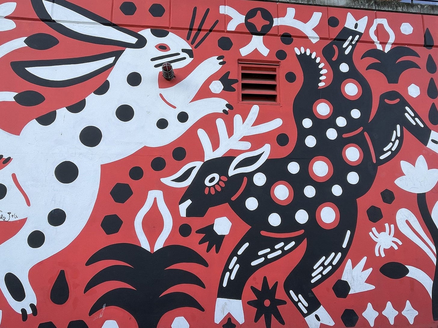 Sample Seattle street art with a short walk featuring Capitol Hill ...