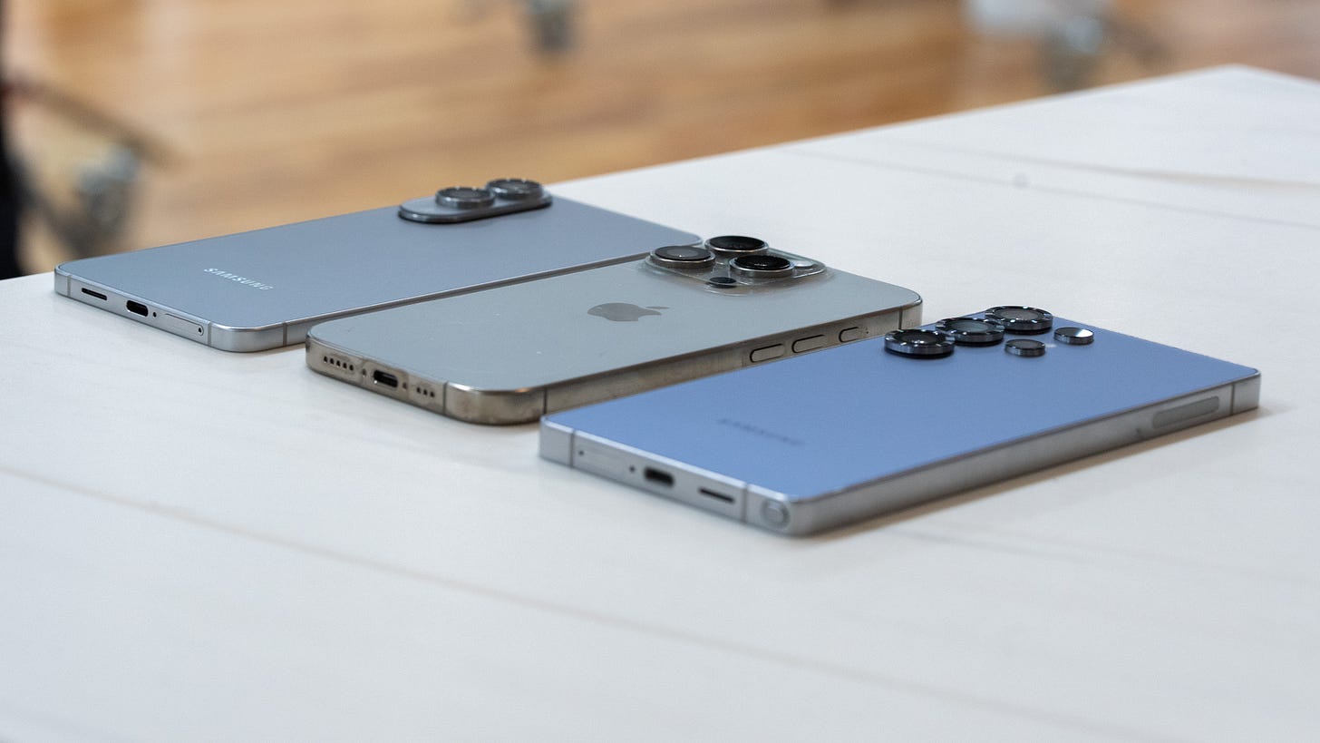 S25 Edge vs iPhone 16 Pro vs S25 Ultra S25 Edge vs iPhone 16 Pro vs S25 Ultra