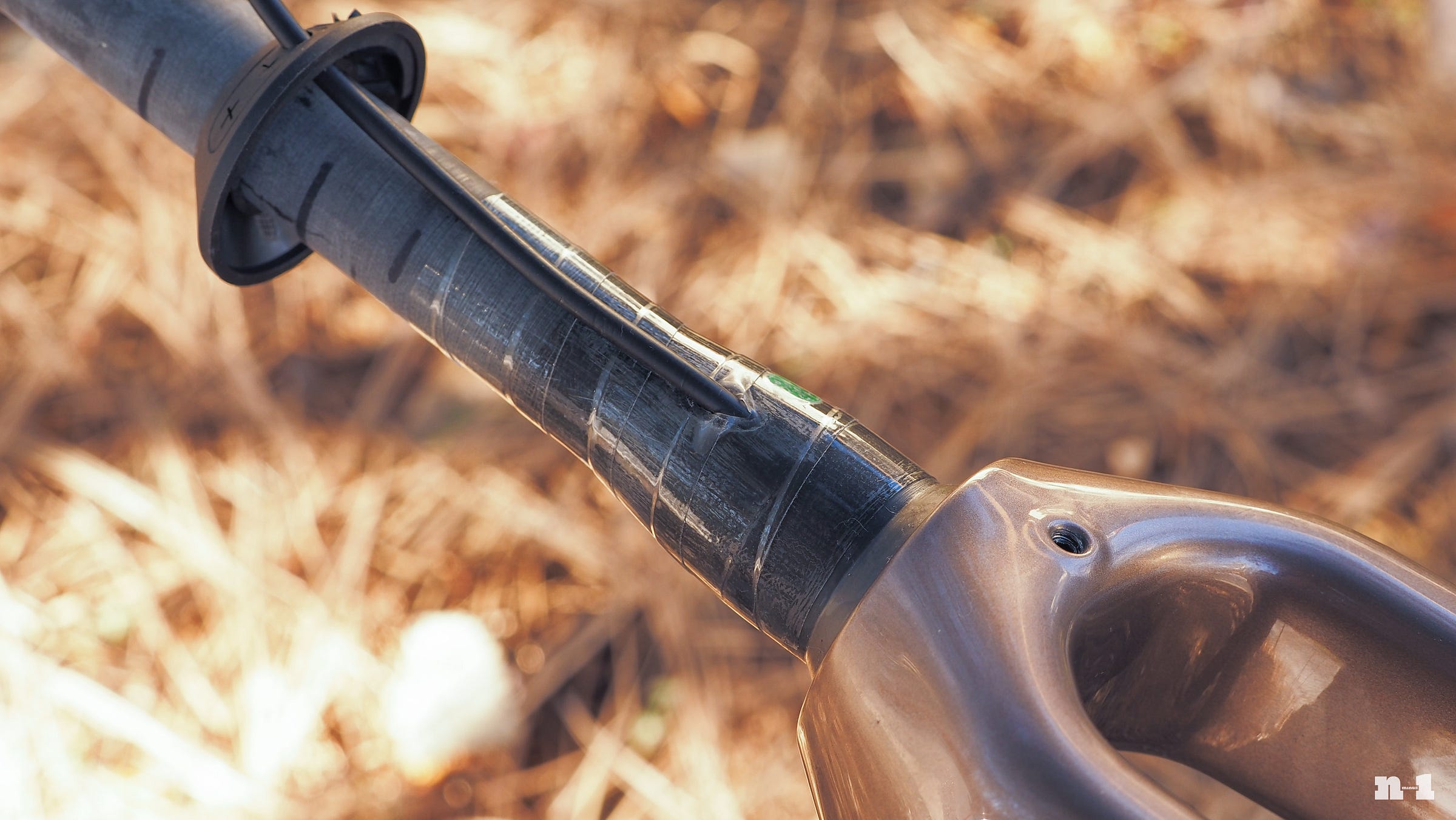 Helicopter blade tape on steerer tube