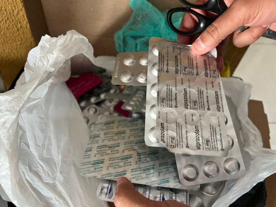 PF desarticula esquema que enviava remédios controlados do Rio para os EUA