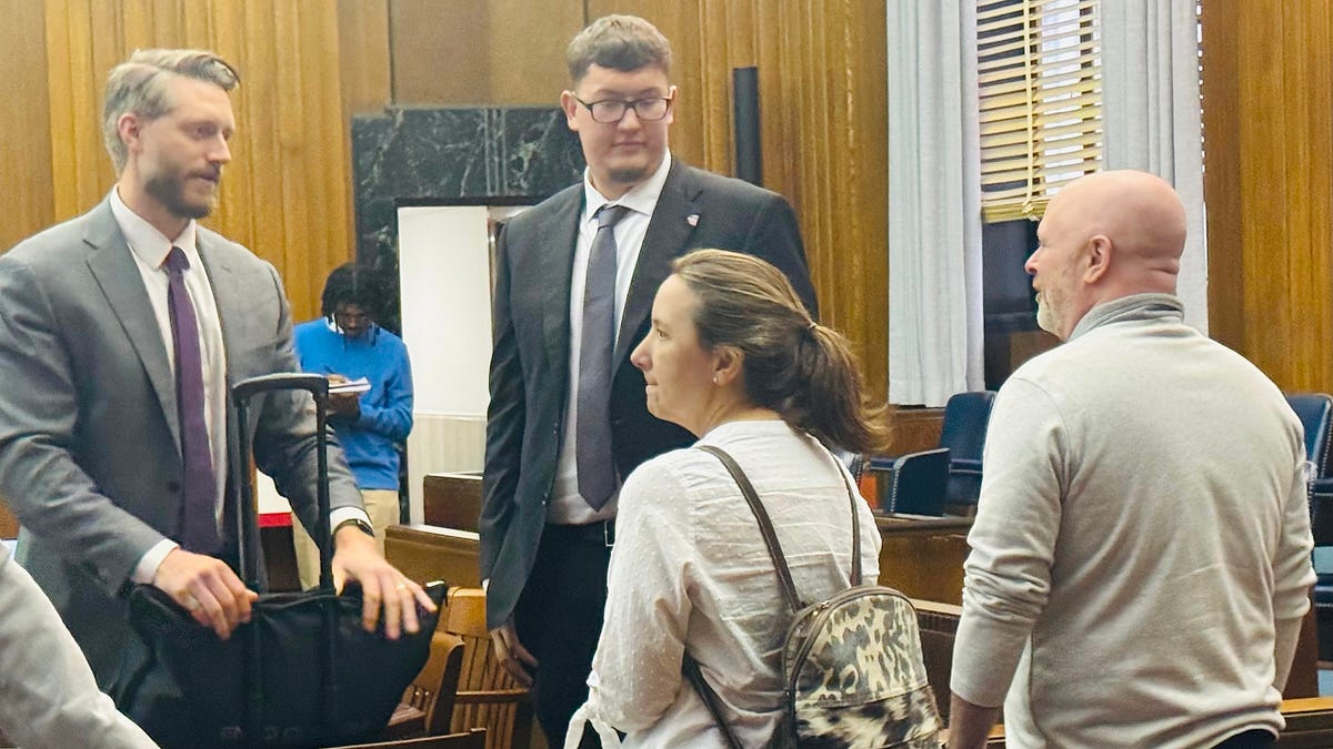 Robbie Avila awaits judge’s decision after final arguments presented in pursuit of spot at SLU