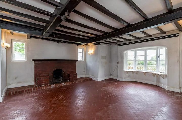 Pool Cottage - Weston, Staffordshire