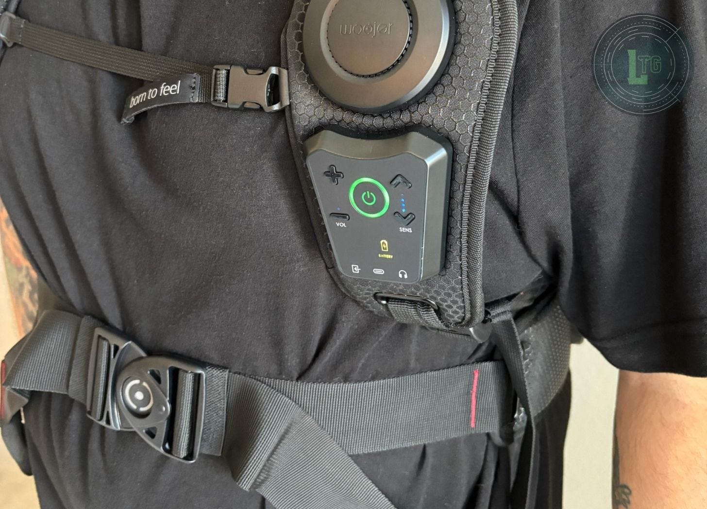 Straps on the Woojer 3 vest